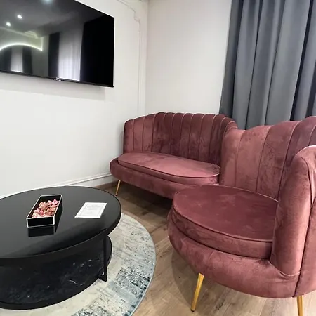 Traum Mit Kingsize-bett * Γκρατς